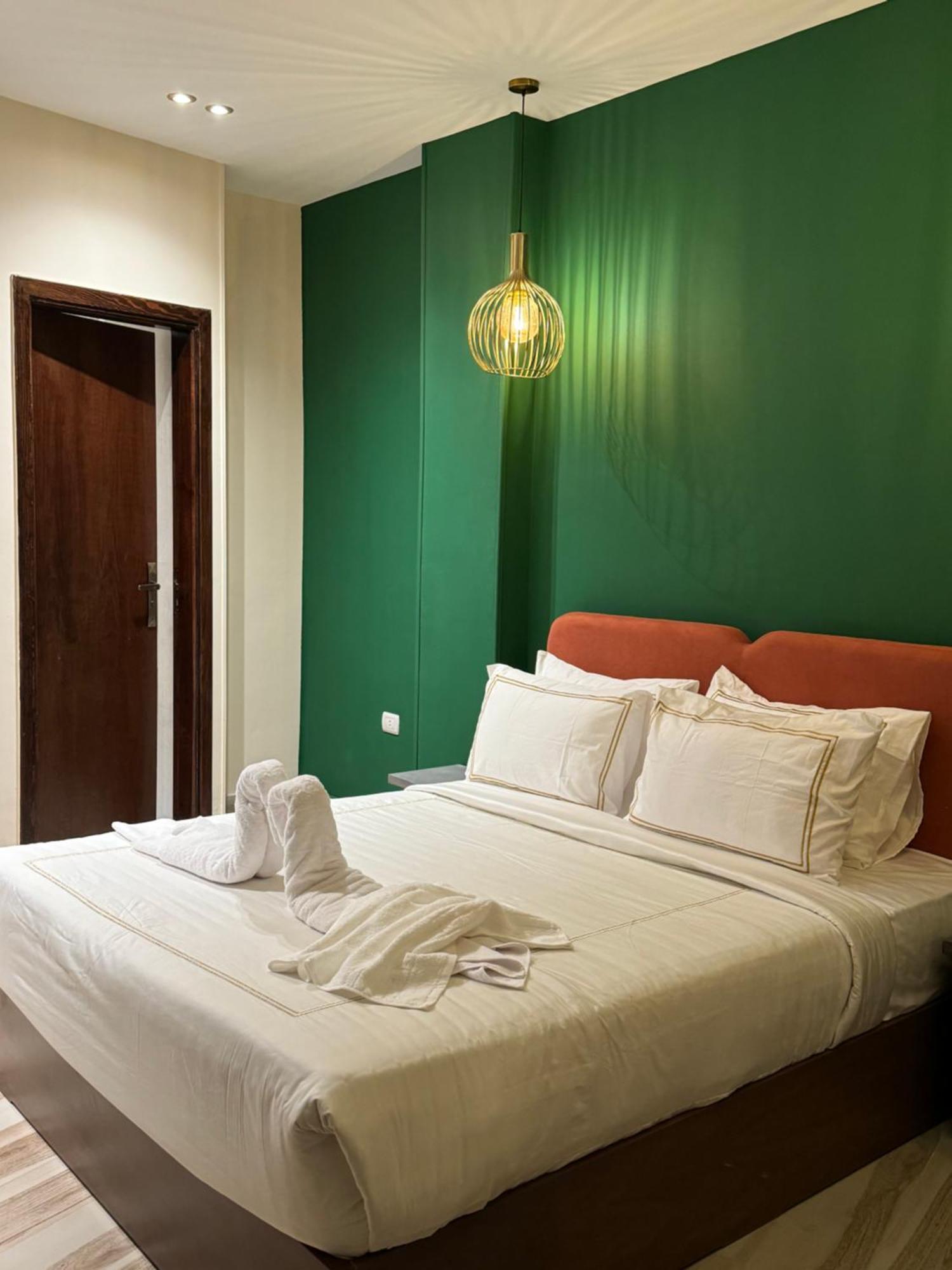 Almas Pyramids Hotel Kafret el-Gabal Eksteriør billede