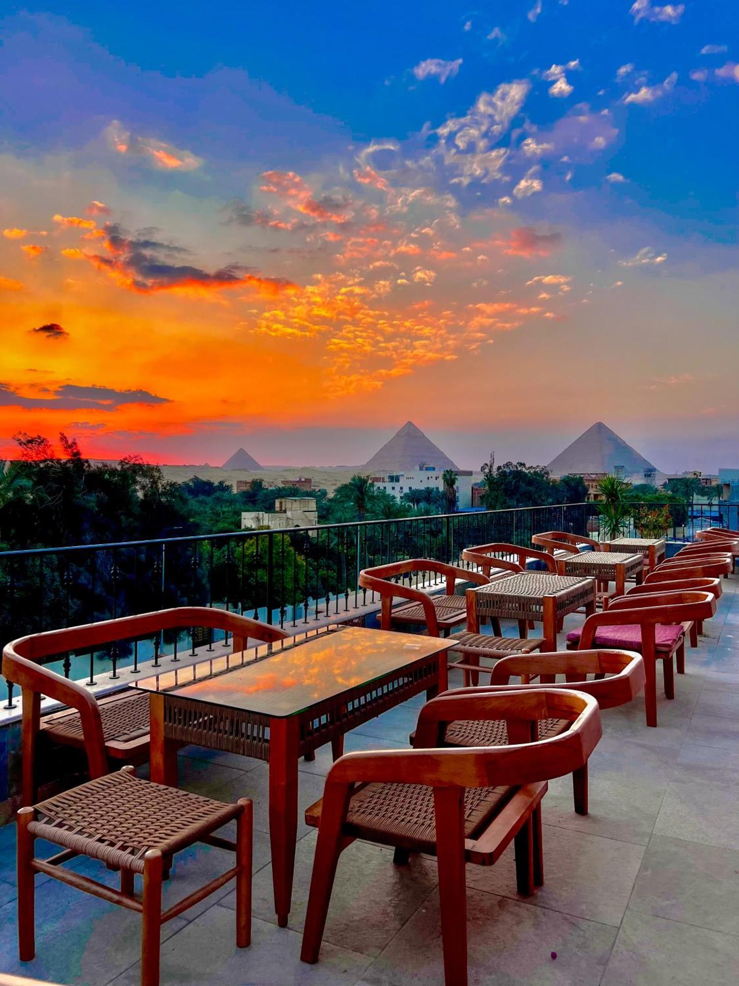 Almas Pyramids Hotel Kafret el-Gabal Eksteriør billede