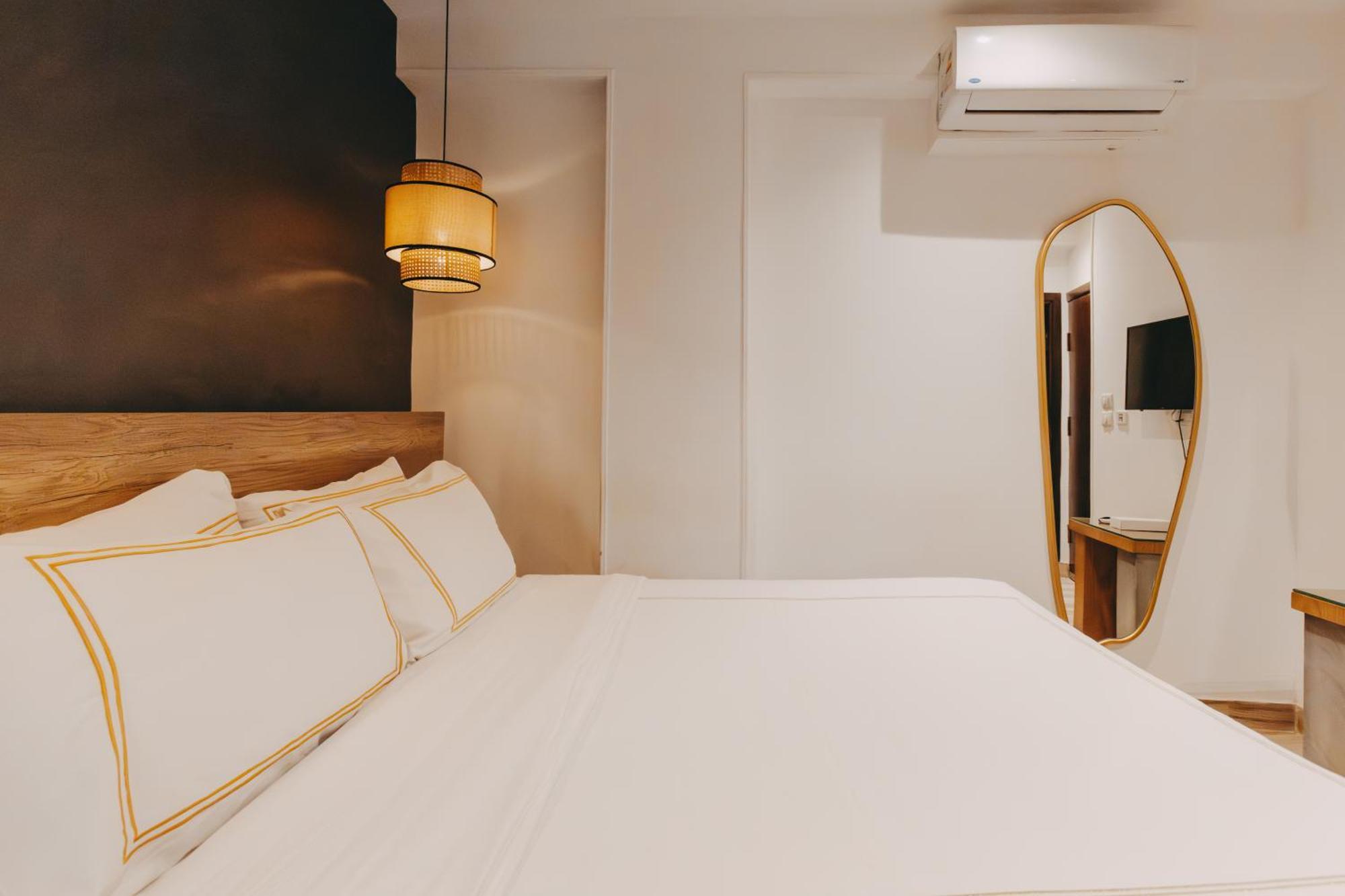 Almas Pyramids Hotel Kafret el-Gabal Eksteriør billede