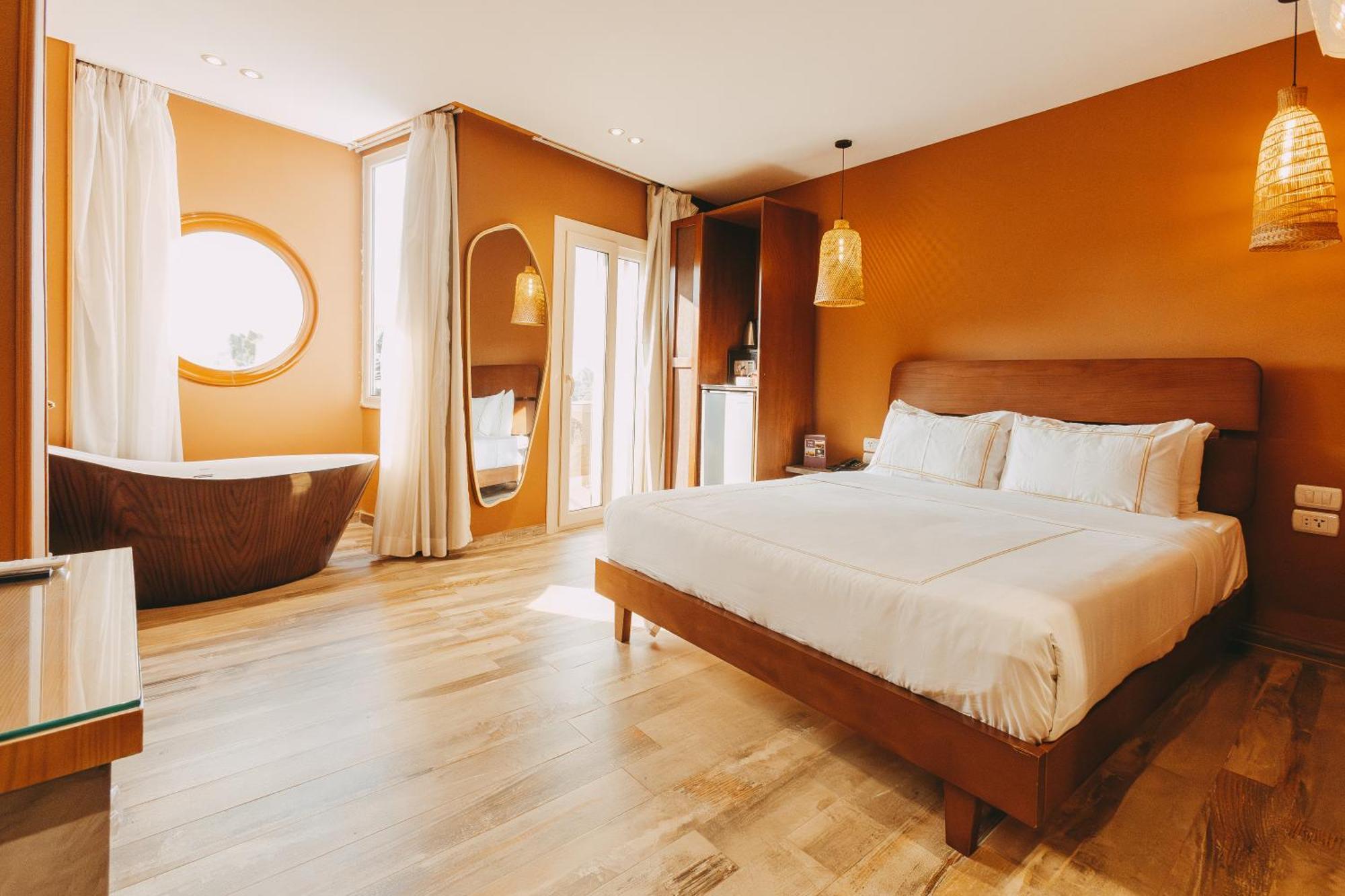 Almas Pyramids Hotel Kafret el-Gabal Eksteriør billede