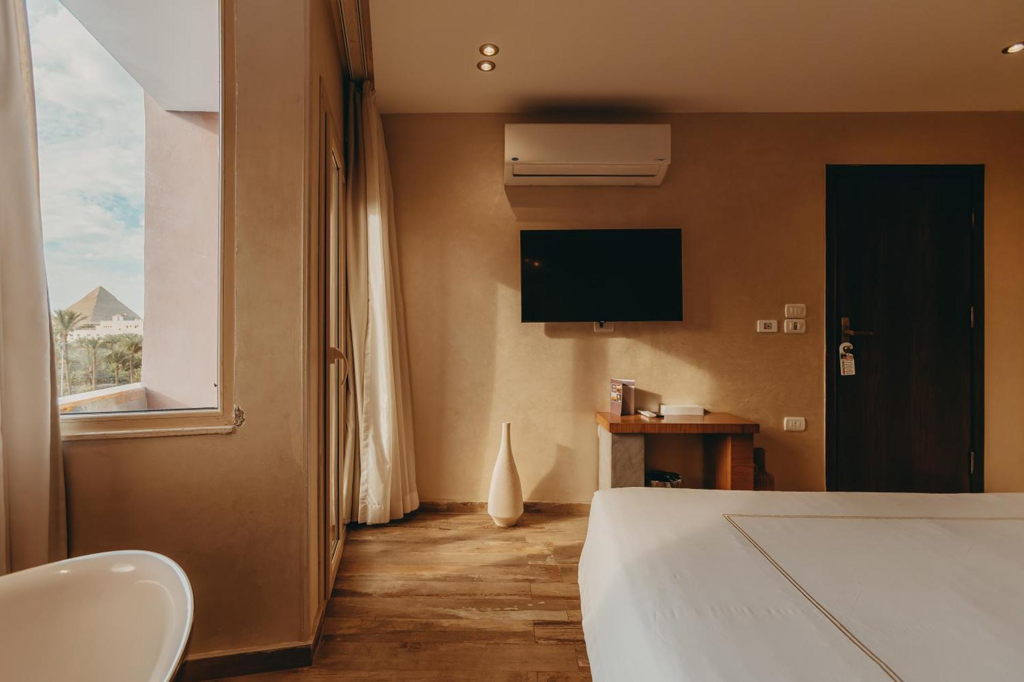 Almas Pyramids Hotel Kafret el-Gabal Eksteriør billede