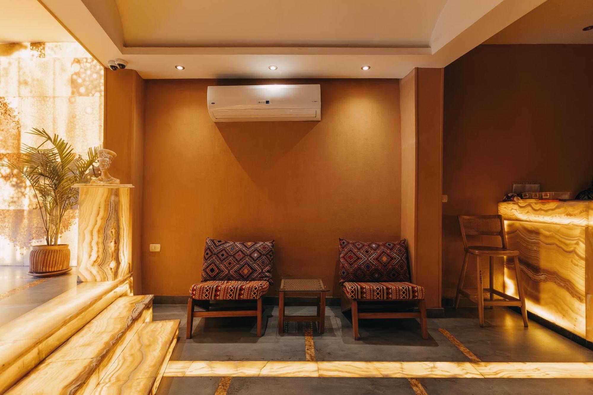 Almas Pyramids Hotel Kafret el-Gabal Eksteriør billede