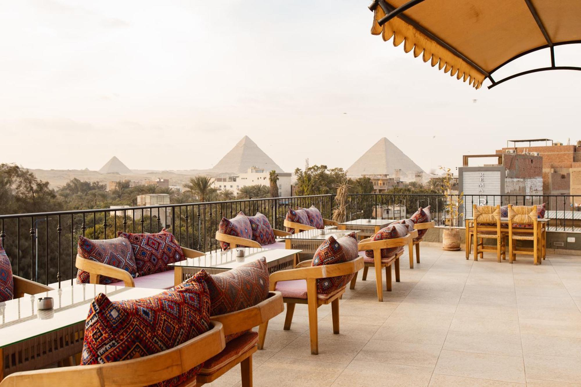 Almas Pyramids Hotel Kafret el-Gabal Eksteriør billede